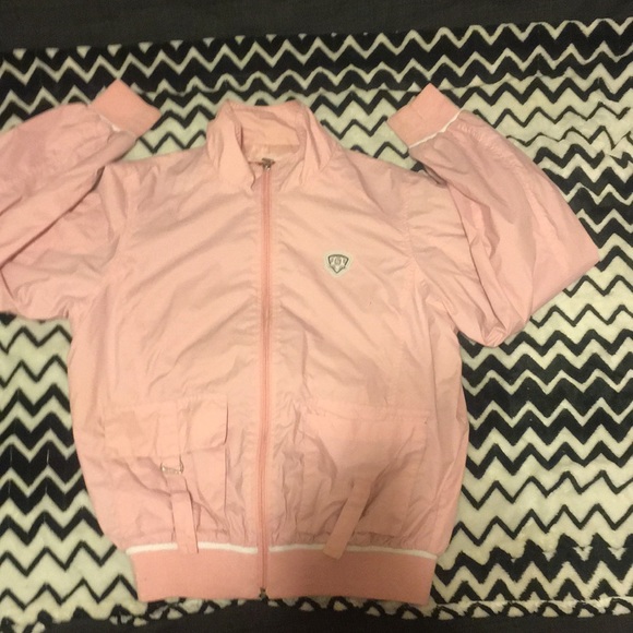 A spring jacket - Picture 2 of 3